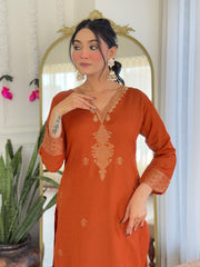 OREAGE COLOURED WOMEN'S VISCOSE JACQUARD KURTA WITH PANT DUPATTA SET