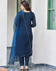 SKYLEE Women Floral Print Straight Kurta Set with Pants & Dupatta | Cotton Blend Ethnic Wear for Women Malaysia | Indian Pakistani Suit Dress