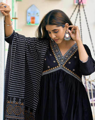 SKYLEE Women’s Embroidered Straight Kurta Set with Pants & Dupatta | Cotton Blend Ethnic Suit | Modest Fashion Kurti Set Malaysia