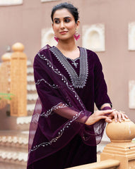 SKYLEE Women’s Velvet Sequins Embroidered Straight Kurta Set with Dupatta | Party Wear Pakistani Indian Dress | Ethnic Wear for Women Malaysia