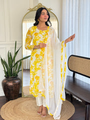 YELLOW COLOURED WOMEN'S GEORGETTE KURTA WITH PANT DUPATTA SET