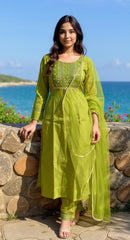 MAHENDI COLOURED WOMEN'S RAYON KURTA WITH DUPATTA SET