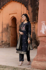 BLACK COLOURED TREDITIONAL WEAR KURTA SET