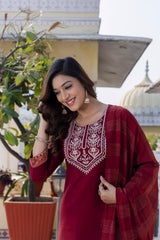 RED COLOURED TREDITIONAL WEAR KURTA SET