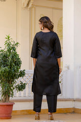 Black Pure Silk Kurta Set with Embroidery & Jacquard Dupatta | Women’s Partywear & Ethnic Collection Malaysia