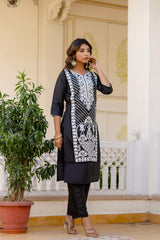 Black Pure Silk Kurta Set with Embroidery & Jacquard Dupatta | Women’s Partywear & Ethnic Collection Malaysia