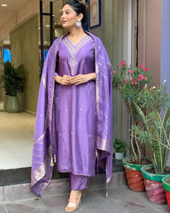JENA LAVENDER COLOURED WOMEN'S VISCOSE CHANDERI KURTA WITH PANT DUPATTA SET