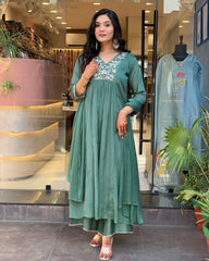 GREEN COLOURED WOMEN'S VISCOSE CHINNON KURTA WITH PANT DUPATTA SET