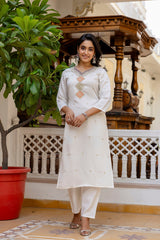 WHITE COLOURED WOMEN'S VISCOSE RAYON KURTA WITH DUPATTA SET