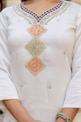 WHITE COLOURED WOMEN'S VISCOSE RAYON KURTA WITH DUPATTA SET