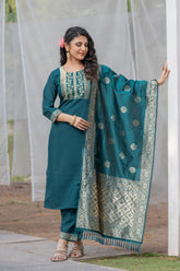 Mirzza Rayon Slub Kurta Set with Bottom & Jacquard Dupatta | Elegant Light Teal Ethnic Wear | Festive & Party Collection – Malaysia