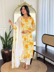 YELLOW COLOURED WOMEN'S GEORGETTE KURTA WITH PANT DUPATTA SET