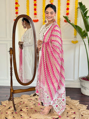 WHITE COLOURED Women Embroidered Chanderi Kurta set