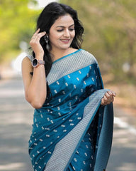 Latest 4 color soft silk woven jacquard saree