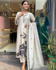 WHITE COLOURED WOMEN EMBROIDERY WORK KURTA SET