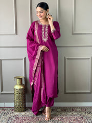 EMLY MAROON COLOURED WOMEN VISCOSE CHANDERI KURTA SET