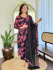 BLACK COLOURED WOMEN'S GEORGETTE KURTA WITH PANT DUPATTA SET