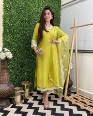 PISTA YELLOW COLOURED WOMEN'S EMBROIDERY KURTA SET