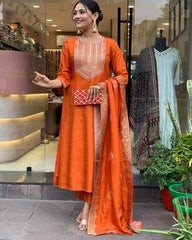 KRITVA ORANGE COLOURED WOMEN'S CHANDERI SILK KURTA SET