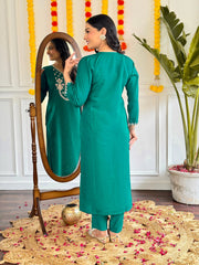 GREEN COLOURED WOMEN'SVISCOSE CHANDERI KURTA SET