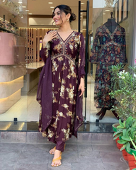 MAROON COLOURED WOMEN'S GEORGETTE KURTA WITH PANT DUPATTA SET