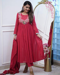 MORLO RED COLOURED WOMEN'SBSY CHINNON KURTA WITH PANT DUPATTA SET