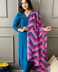 BLUE COLOURED WOMEN'S REYON SLUB KURTA SET