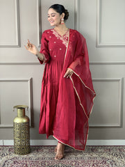 OLIVIA RED COLOURED WOMEN'S VISCOSE CHANDERI EMBROIDERY KURTA WITH PANT DUPATTA SET