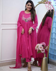 MORLO PINK COLOURED WOMEN'S BSY CHINNON KURTA WITH PANT DUPATTA SET