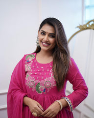 MORLO PINK COLOURED WOMEN'S BSY CHINNON KURTA WITH PANT DUPATTA SET