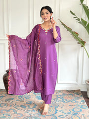 PURPLE COLOURED WOMEN'S VISCOSE CHANDERI EMBROIDERED KURTA WITH PANT DUPATTA SET