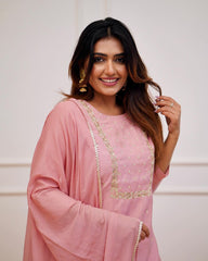 PRAGATI PINK COLOURED WOMEN'S RAYON SLUB EMBROIDERED KURTA WITH PANT DUPATTA SET