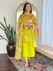 YELLOW GREEN COLOURED WOMEN'S VISCOSE CHANDERI EMBROIDERED KURTA WITH PANT DUPATTA SET