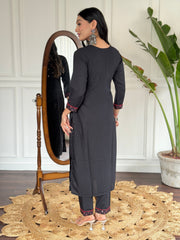 BLACK COLOURED WOMEN'S REYON SLUB EMBROIDERED KURTA WITH PANT DUPATTA SET