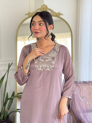 RADHA GREY COLOURED WOMEN'S VISCOSE CHINNON KURTA WITH PANT DUPATTA SET