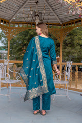 TEAL COLOURED TREDITIONAL WEAR KURTA SET