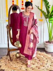 RED COLOURED WOMEN'S VISCOSE CHANDERI EMBROIDERED KURTA WITH PANT DUPATTA SET