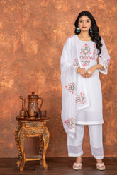 SUCHI WHITE COLOURED WOMEN'S HEAVY FAUX GEORGETTE EMBROIDERED KURTA WITH PANT DUPATTA SET