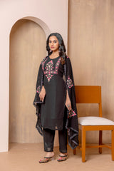 SUCHI BLACK COLOURED WOMEN'S HEAVY FAUX GEORGETTE KURTA WITH PANT DUPATTA SET