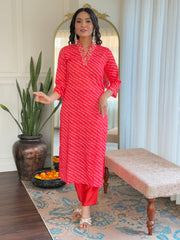 ORANGE COLOURED WOMEN'S MUSLIN EMBROIDERED KURTA WITH PANT DUPATTA SET