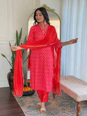 ORANGE COLOURED WOMEN'S MUSLIN EMBROIDERED KURTA WITH PANT DUPATTA SET