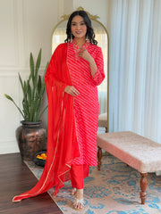 ORANGE COLOURED WOMEN'S MUSLIN EMBROIDERED KURTA WITH PANT DUPATTA SET