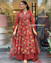 TANVI MAROON COLOURED WOMEN'S COTTON EMBROIDERED KURTA WITH PANT DUPATTA SET