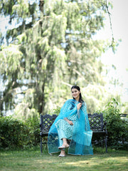 SKY COLOURED WOMEN'S RAYON KURTA WITH DUPATTA SET