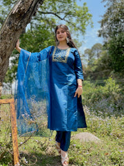 BLUE COLOURED WOMEN'S RAYON KURTA WITH DUPATTA SET