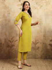 YELLOW COLOURED WOMEN'S VISCOSE CHANDERI EMBROIDERED KURTA WITH PANT DUPATTA SET