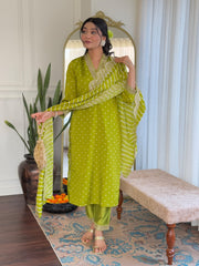 PISTA COLOURED WOMEN'S REYON EMBROIDERED KURTA WITH PANT DUPATTA SET