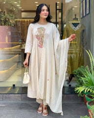 CREAM  COLOURED  WOMEN'S RAYON  KURTA WITH  DUPATTA SET