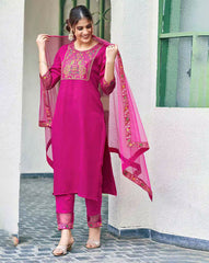 SKYLEE Women Printed Straight Kurta Set with Dupatta | Indian Ethnic Wear Online Malaysia | Cotton Blend Long Kurti Suit for Women | Party & Casual Outfit