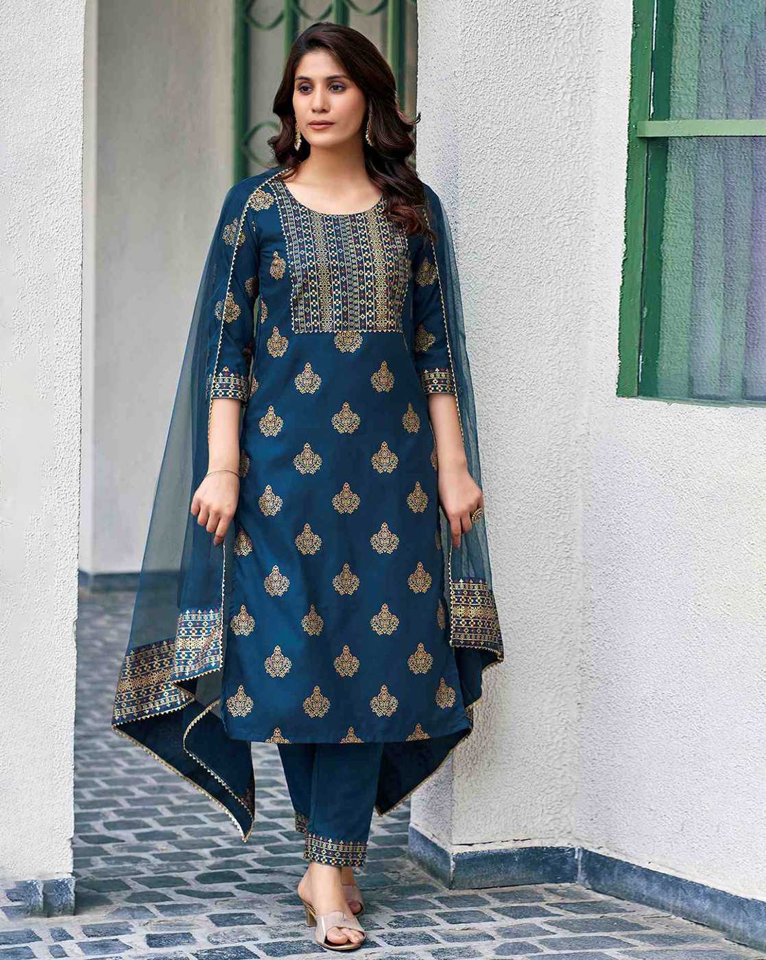 SKYLEE Women Block Print Cotton Blend Kurta Set with Pants & Net Dupatta | Ethnic Wear for Women Malaysia | Indian Suit | Traditional Kurti Set Online
